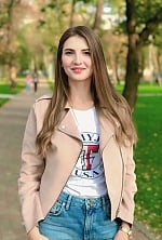 Ukrainian mail order bride Iryna from Berlin with light brown hair and blue eye color - image 6
