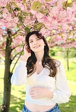 Ukrainian mail order bride Iryna from Berlin with light brown hair and blue eye color - image 2