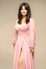 Ukrainian mail order bride Mari from Kyiv with brunette hair and blue eye color - image 4