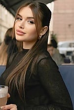 Ukrainian mail order bride Valeriia from Prague with brunette hair and brown eye color - image 2