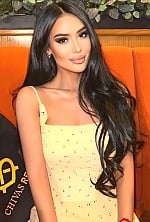 Ukrainian mail order bride Kenzhe from Shymkent with brunette hair and brown eye color - image 4