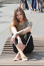 Ukrainian mail order bride Anna from Kyiv with light brown hair and green eye color - image 4