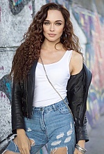 Ukrainian mail order bride Elina from Kyiv with light brown hair and brown eye color - image 6