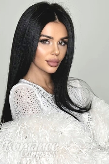 Ukrainian mail order bride Natalia from Kyiv with black hair and grey eye color - image 1