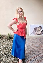 Ukrainian mail order bride Anzhela from Las Vegas with blonde hair and green eye color - image 16