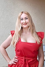 Ukrainian mail order bride Anzhela from Las Vegas with blonde hair and green eye color - image 10