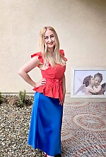 Ukrainian mail order bride Anzhela from Las Vegas with blonde hair and green eye color - image 10