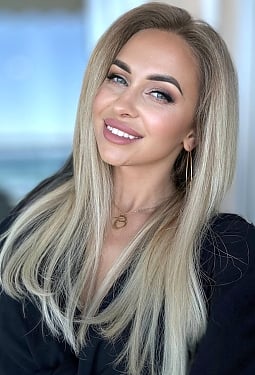 Daria, 37 y.o. from Valencia, Spain