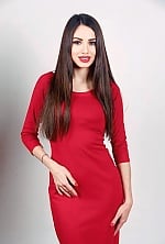 Ukrainian mail order bride Nataliia from Kyiv with brunette hair and black eye color - image 3