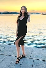Ukrainian mail order bride Maria from Kyiv with brunette hair and black eye color - image 5