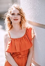Ukrainian mail order bride Iryna from Poltava with blonde hair and blue eye color - image 2