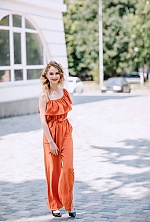 Ukrainian mail order bride Iryna from Poltava with blonde hair and blue eye color - image 3