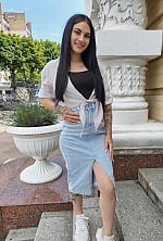 Ukrainian mail order bride Alla from Cherkasy with black hair and hazel eye color - image 3