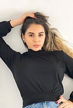 Ukrainian mail order bride Amina from Odesa with light brown hair and brown eye color - image 6