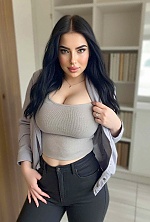 Ukrainian mail order bride Daria from Warsaw with black hair and blue eye color - image 2