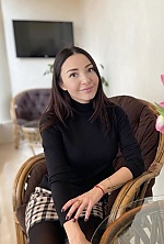 Ukrainian mail order bride Zhanna from Dallas with black hair and brown eye color - image 2