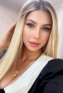 Elena, 34 y.o. from Odesa, Ukraine