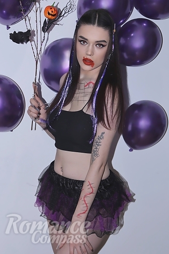 Ukrainian mail order bride Lesya from Ivano-Frankivsk with red hair and green eye color - image 1