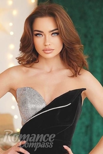 Ukrainian mail order bride Anzhelika from Amsterdam with brunette hair and grey eye color - image 1