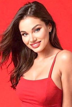 Kateryna, 33 y.o. from Paris, France
