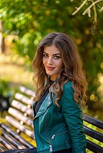 Ukrainian mail order bride Julia from Odesa with light brown hair and brown eye color - image 9