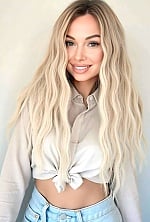 Ukrainian mail order bride Olga from Zhytomyr with blonde hair and green eye color - image 4