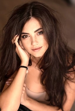 Olesya, 35 y.o. from Zaporizhzhya, Ukraine