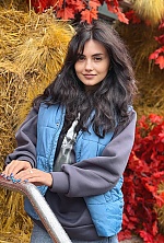 Ukrainian mail order bride Olesya from Zaporizhzhya with brunette hair and brown eye color - image 10