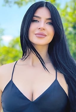 Yana, 32 y.o. from Kyiv, Ukraine
