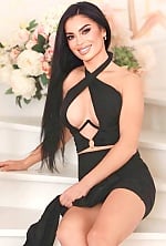 Ukrainian mail order bride Tatiana from Kharkiv with brunette hair and brown eye color - image 4