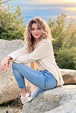 Ukrainian mail order bride Hanna from Springfield with blonde hair and blue eye color - image 7