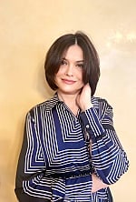 Ukrainian mail order bride Larisa from Kyiv with brunette hair and brown eye color - image 2