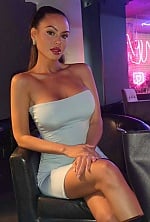 Ukrainian mail order bride Carolina from Madrid with brunette hair and hazel eye color - image 7