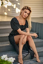 Ukrainian mail order bride Anna from Kiyiv with light brown hair and brown eye color - image 6