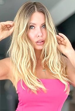 Olga, 49 y.o. from Kyiv, Ukraine