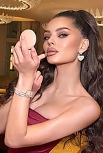 Ukrainian mail order bride Anastasiia from Linz with brunette hair and grey eye color - image 5