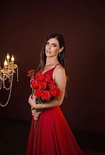 Ukrainian mail order bride Neonila from Kharkiv with brunette hair and grey eye color - image 8