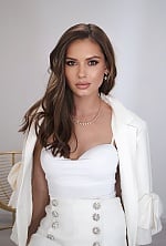 Ukrainian mail order bride Evgenia from Kyiv with brunette hair and brown eye color - image 9