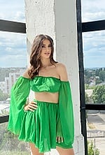Ukrainian mail order bride Kateryna from Los Angeles with light brown hair and brown eye color - image 5