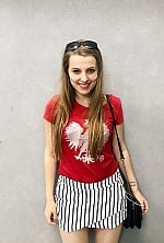 Ukrainian mail order bride Patrycja from Poznan with light brown hair and green eye color - image 6