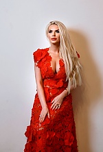 Ukrainian mail order bride Yana from Kyiv with blonde hair and green eye color - image 3