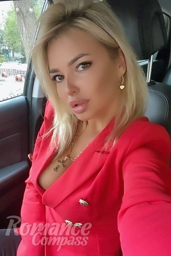 Ukrainian mail order bride Olena from Kyiv with blonde hair and brown eye color - image 1