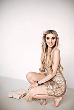 Ukrainian mail order bride Anastasia from Milan with blonde hair and grey eye color - image 14