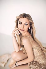 Ukrainian mail order bride Anastasia from Milan with blonde hair and grey eye color - image 8