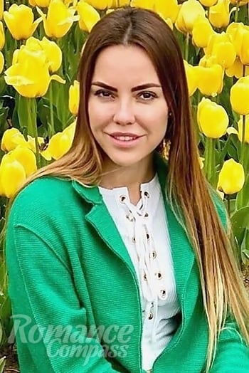 Ukrainian mail order bride Karina from Kyiv with blonde hair and hazel eye color - image 1