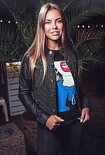 Ukrainian mail order bride Karina from Kyiv with blonde hair and hazel eye color - image 3