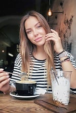 Ukrainian mail order bride Karina from Kyiv with blonde hair and hazel eye color - image 7