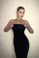 Ukrainian mail order bride Margarita from Kharkiv with brunette hair and green eye color - image 5