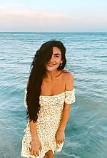 Ukrainian mail order bride Lusine from Berlin with brunette hair and brown eye color - image 7