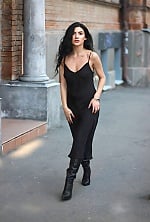 Ukrainian mail order bride Lusine from Berlin with brunette hair and brown eye color - image 10